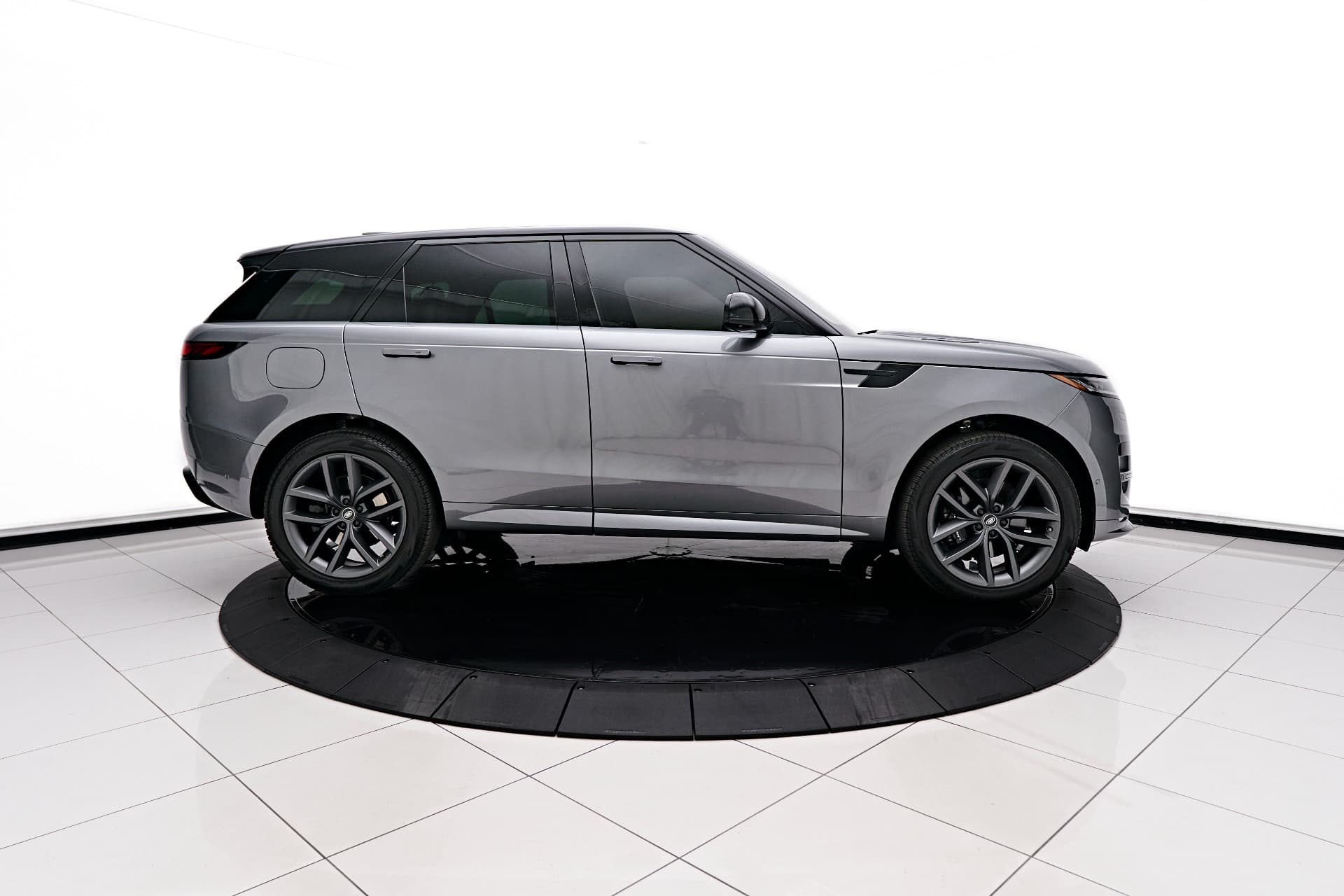 2023 Range Rover Sport Dynamic SE